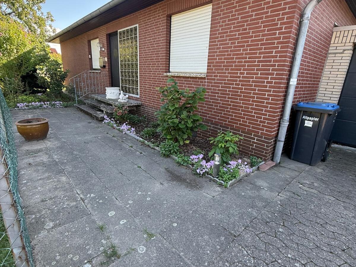 Solider Bungalow mit Vollkeller – ruhige Lage und viel Potenzial in Peine-Vöhrum